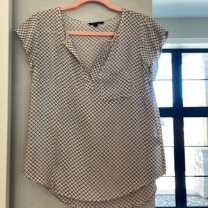 Women’s Anne Carson Size Small Short Sleeve